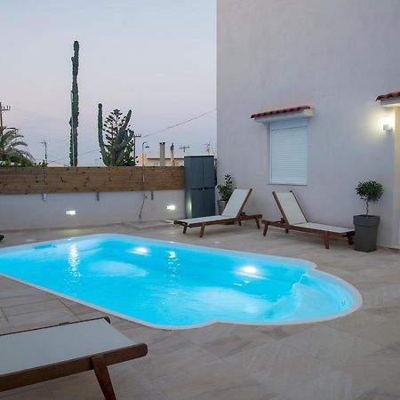 Lazaros Home ปาเลกาสตรอน ภายนอก รูปภาพ